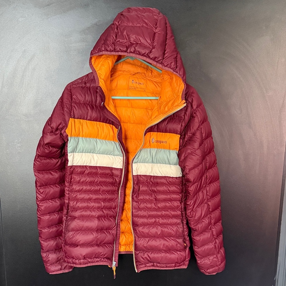 Cotopaxi Fuego Down Hooded Jacket in Port Colorway